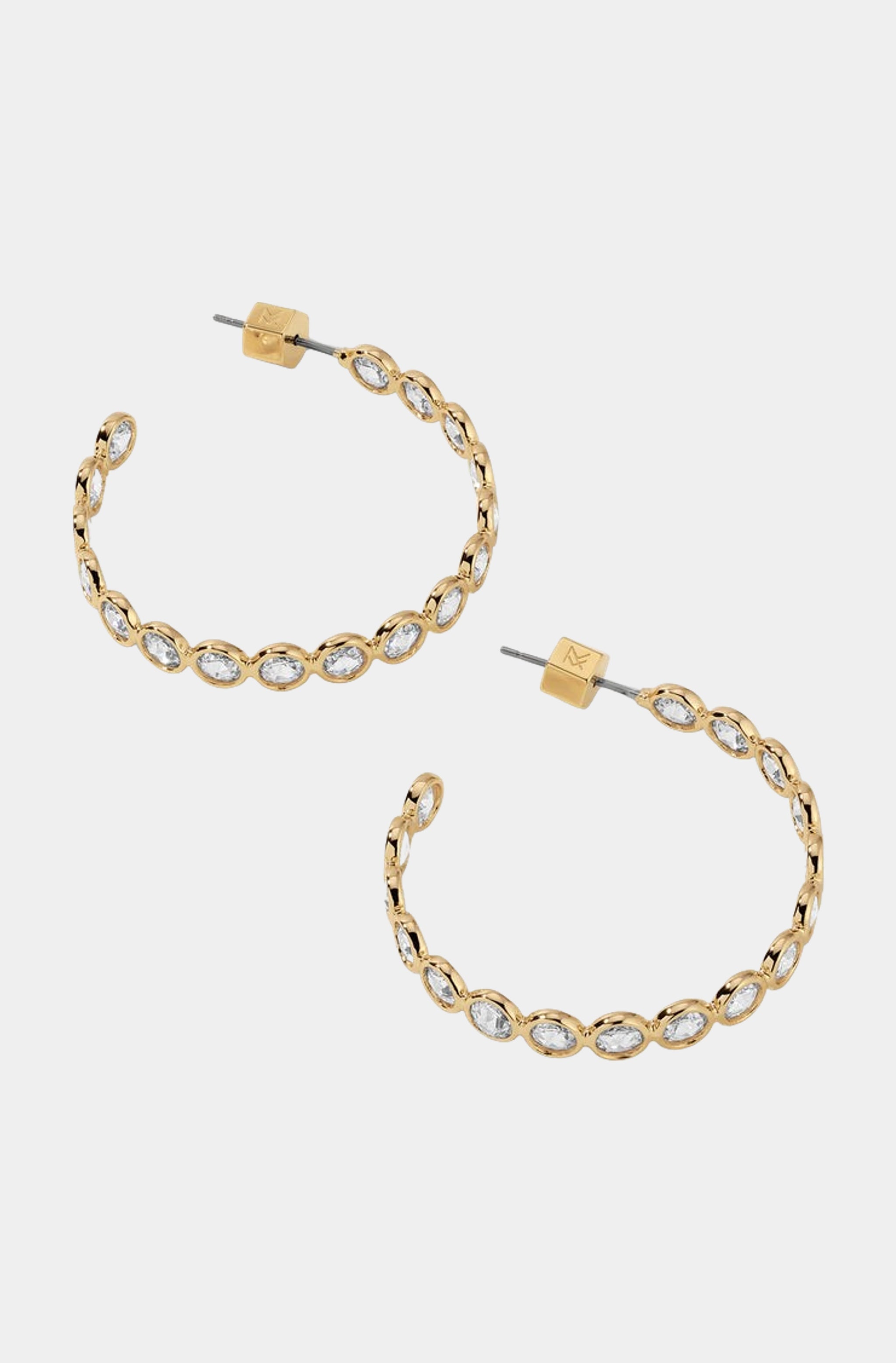 Lynda Hoops