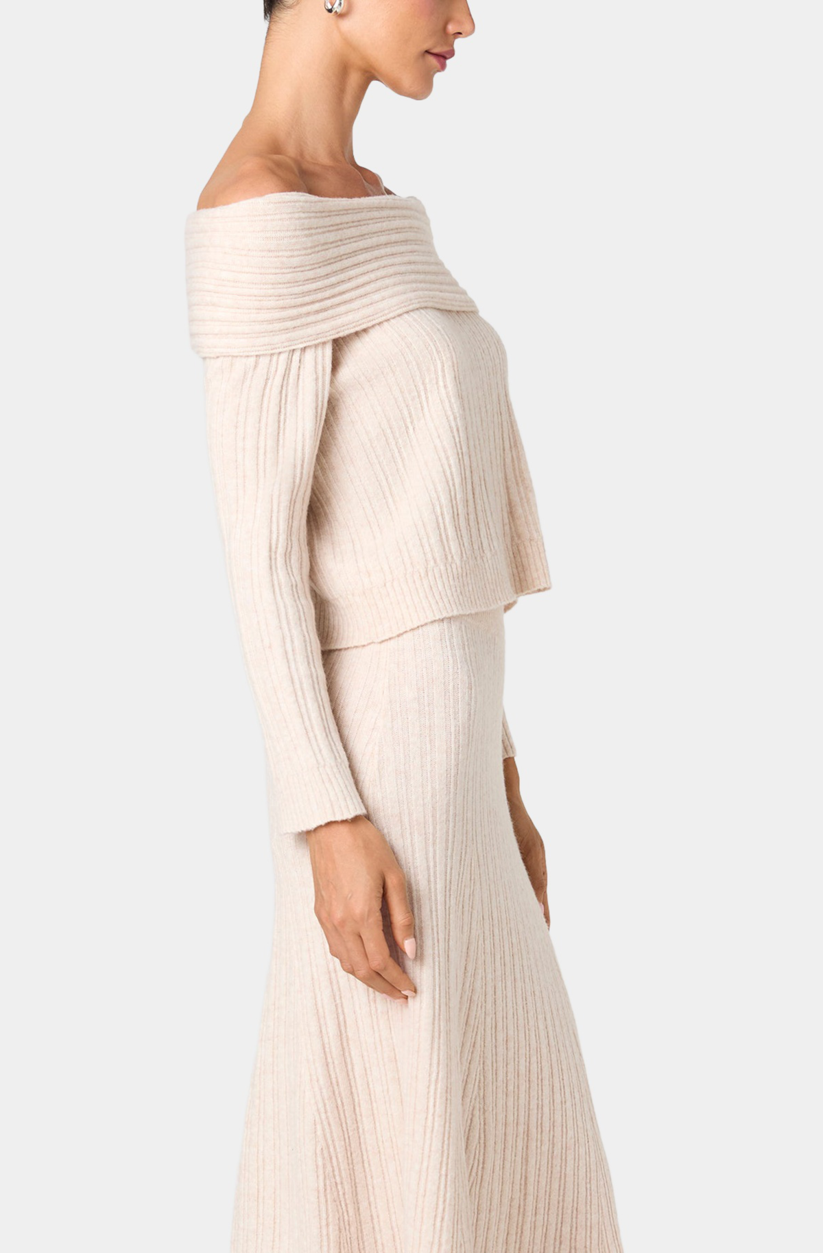 Lucien Knit Off Shoulder Relaxed Pullover in Oatmeal Mel – side view